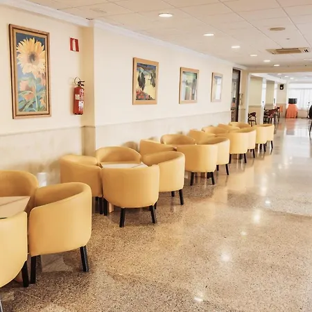 Camposol מלון 2*